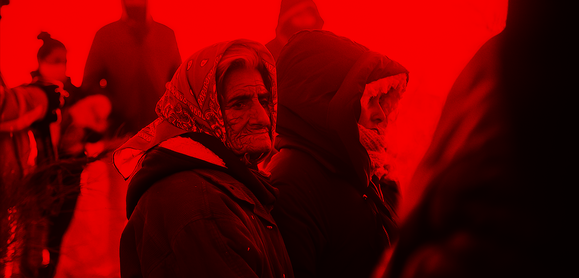 idosa com um ar cabisbaixo